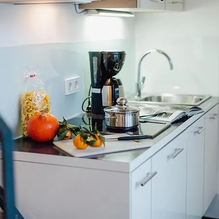 M2 Living Maisonette No 3 *