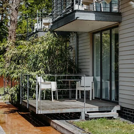 M2 Living Maisonette No 3 *