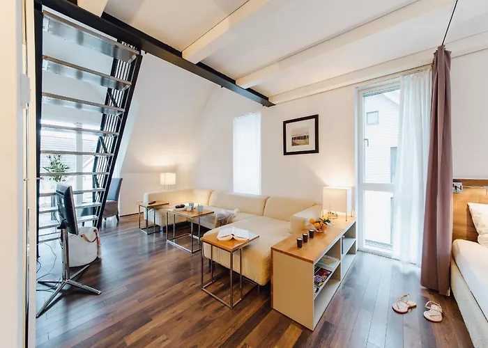 아파트 M2 Living Maisonette No 3 프레로