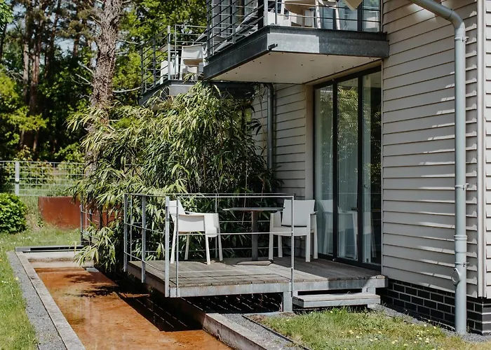 M2 Living Maisonette No 3 *